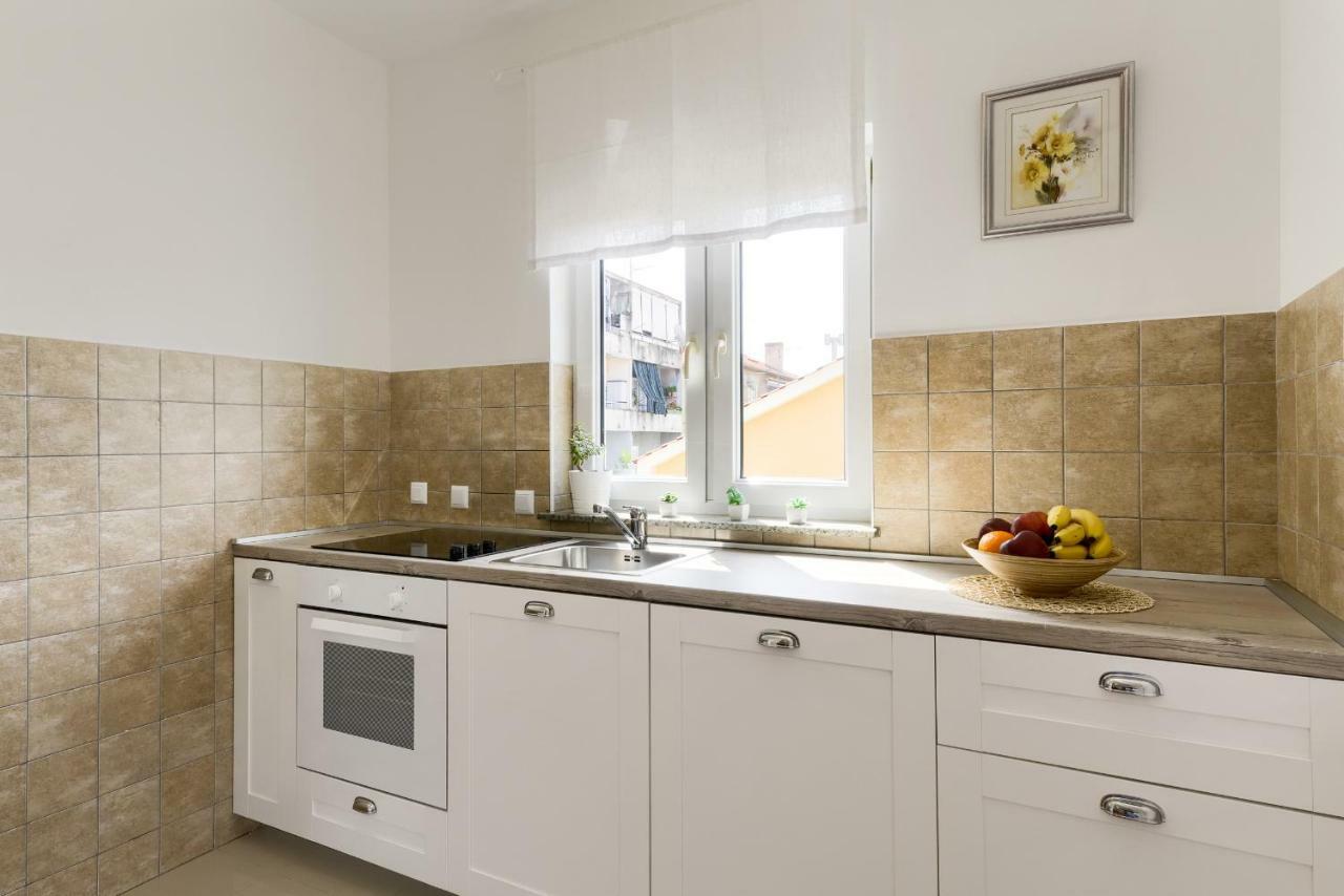 Lrs Apartment In The Center Of Ζαντάρ Εξωτερικό φωτογραφία