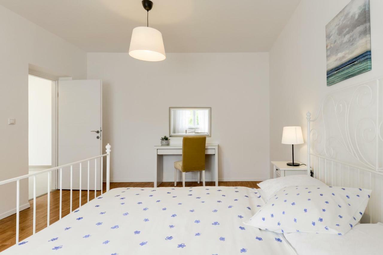 Lrs Apartment In The Center Of Ζαντάρ Εξωτερικό φωτογραφία