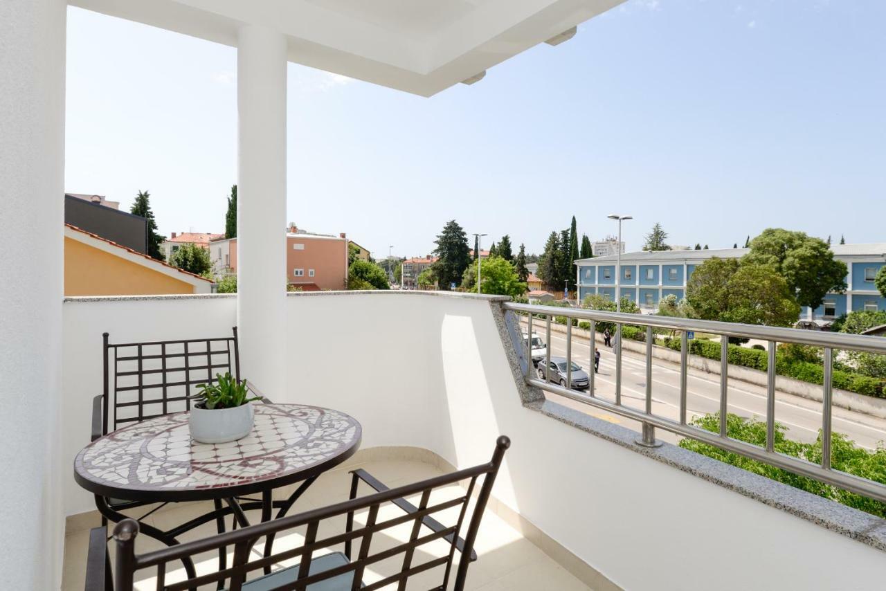 Lrs Apartment In The Center Of Ζαντάρ Εξωτερικό φωτογραφία